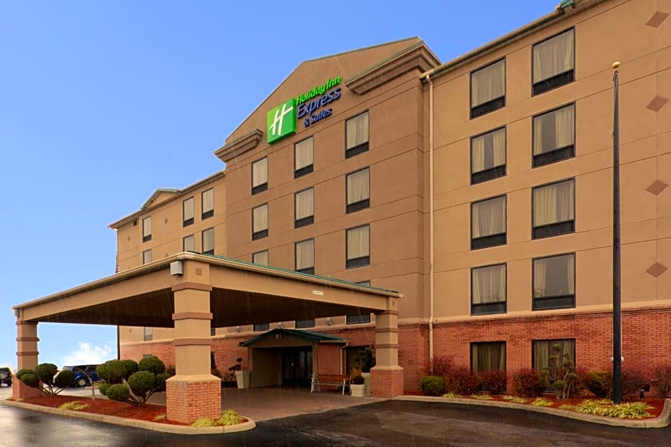 Holiday Inn Express Hotel & Suites Charleston-Southridge By IHG