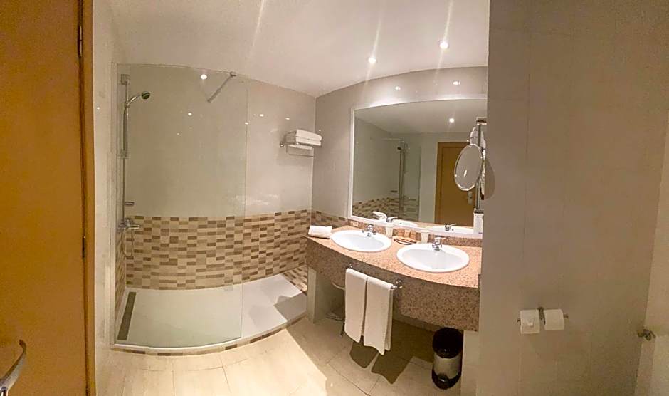 Beatriz Toledo Auditorium & Spa