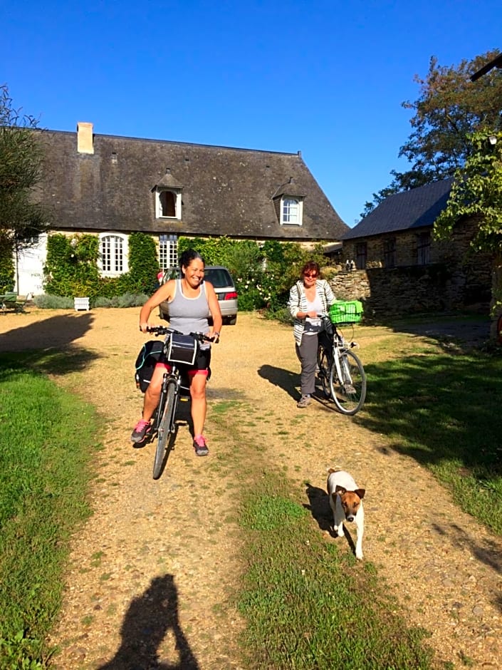 La Moulinière, jolie longère du XVIIè 25, chemin de la Source