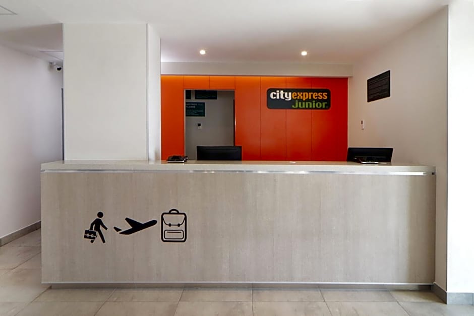 City Express Junior by Marriott Tijuana Otay