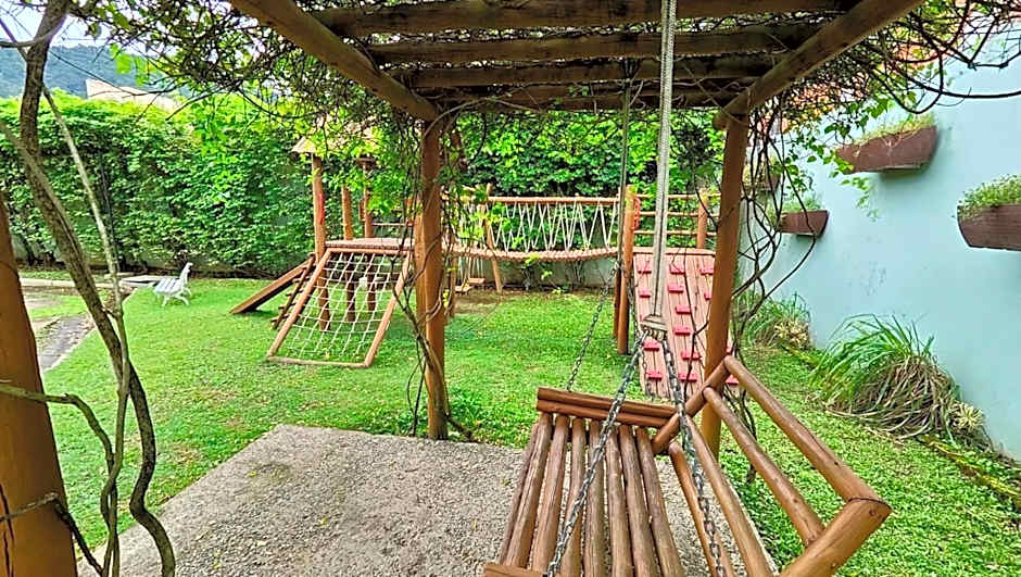 Casinha de Boneca em Juquey