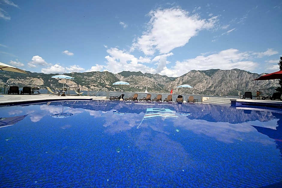 Hotel Sailing Center