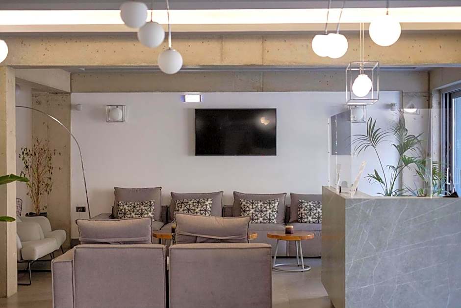 Glaros Beach Hotel