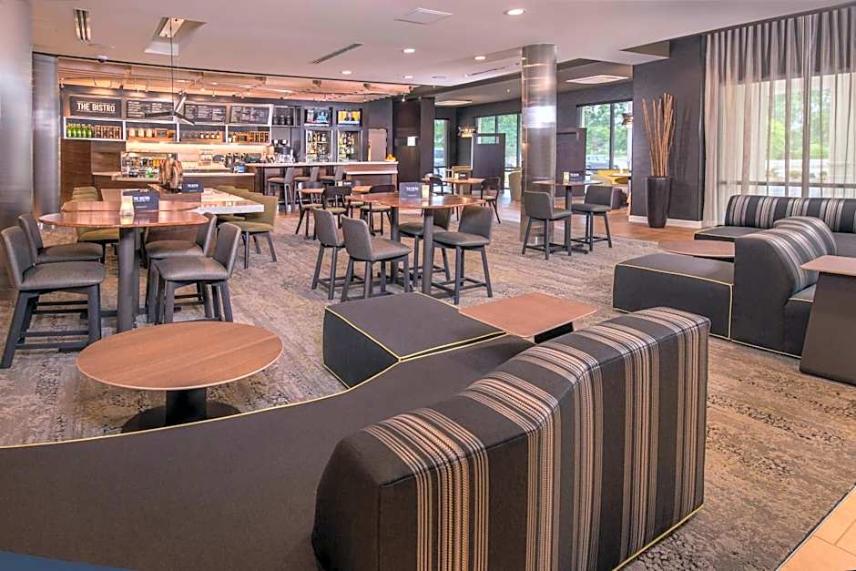 Courtyard by Marriott Hershey Chocolate Avenue