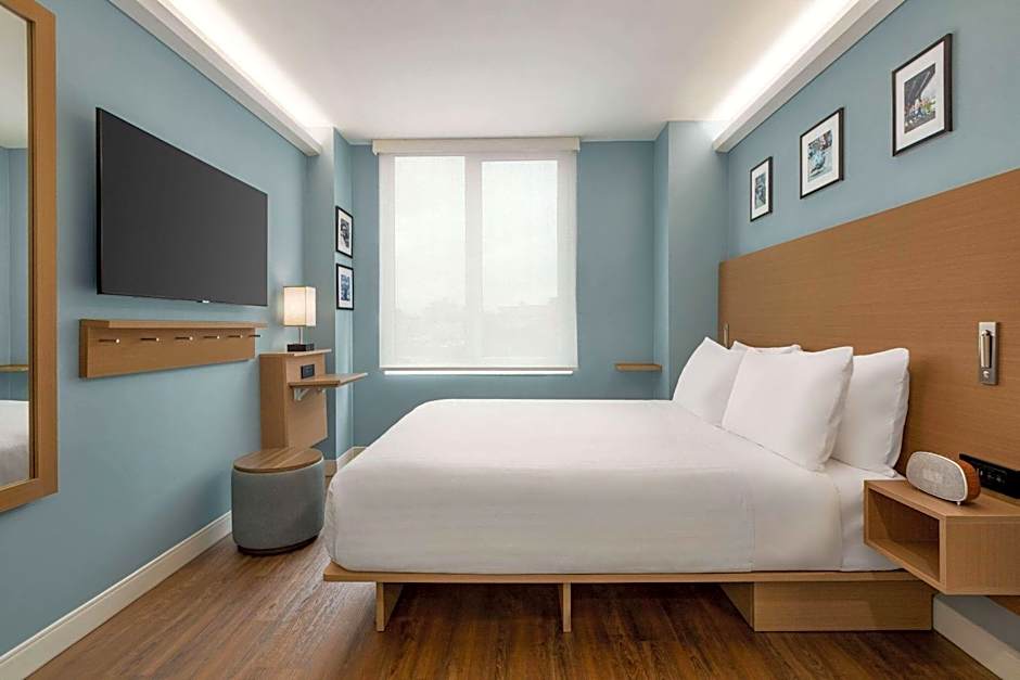 Photo 1 of 12 of Deluxe 1 Queen Bed, Hearing/Mobility Accessible, Roll in Shower