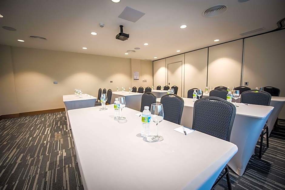 Hampton Inn By Hilton Santo Domingo Airport