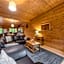 Woodland Park Lodges