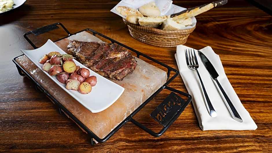 NH Collection Mexico City Airport T2