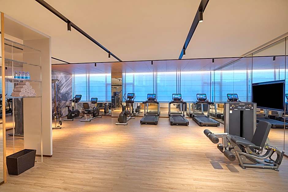 Crowne Plaza Jiangmen Binjiang By IHG