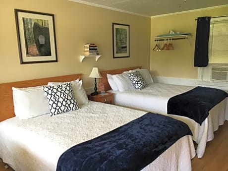 Highland Lake Resort