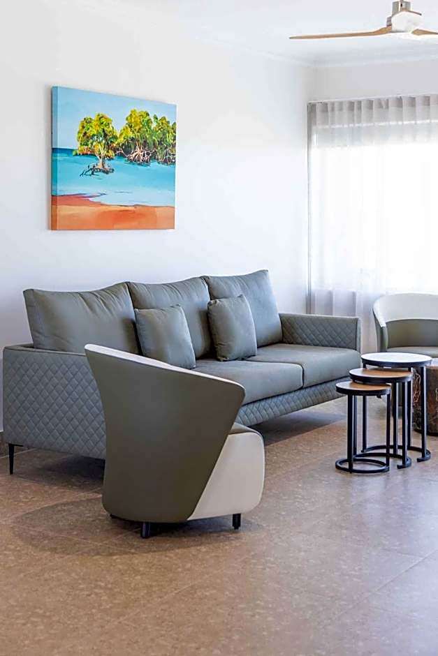 Moonlight Bay Suites