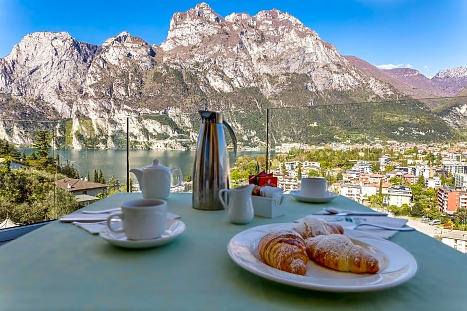 Hotel Benacus Panoramic