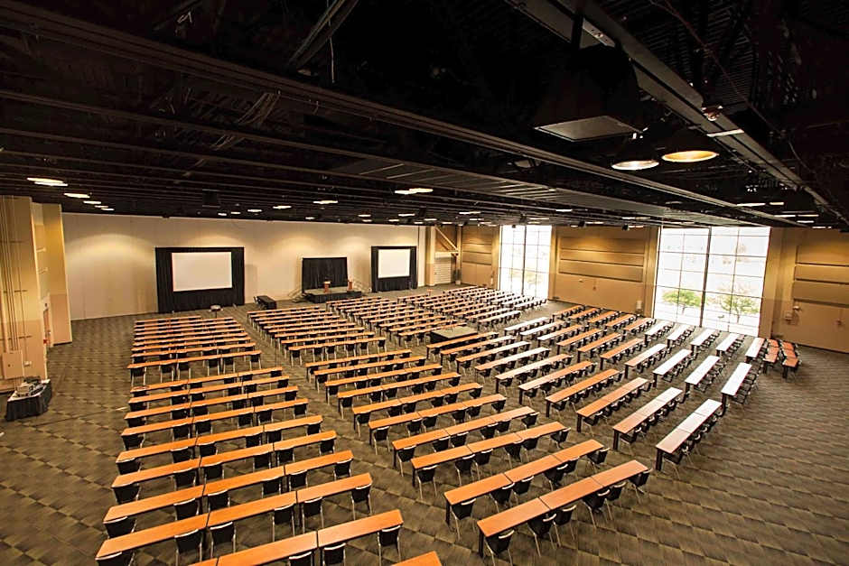 EVEN Hotel Chicago-Tinley Park-Conv Ctr by IHG