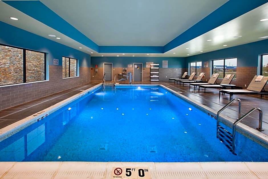 Staybridge Suites Ames By IHG