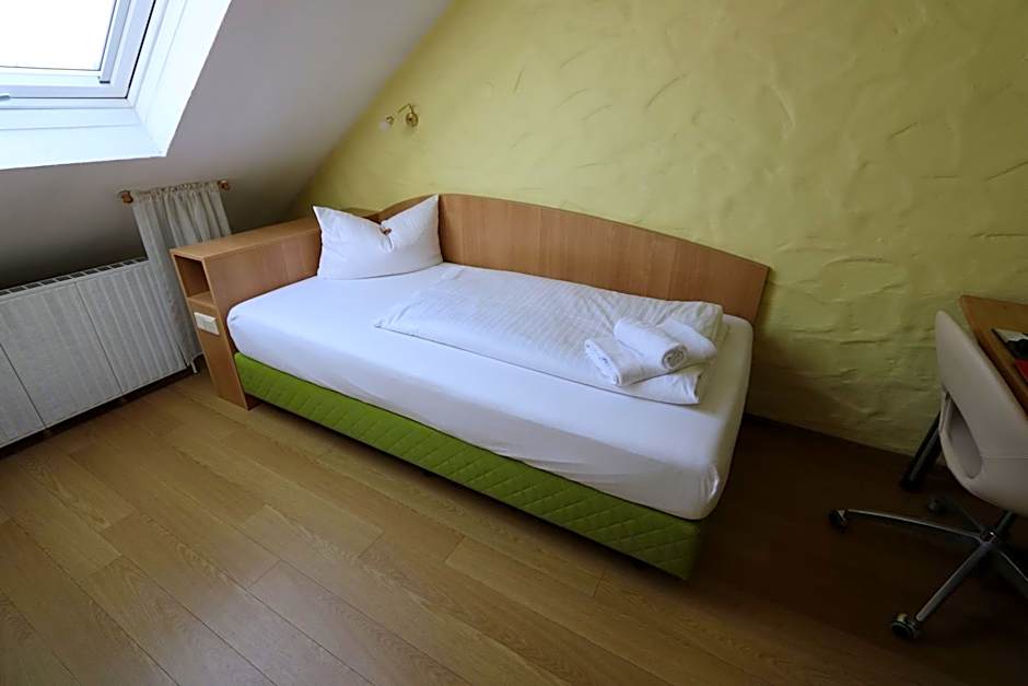 Hotel Avenue Altenfurt