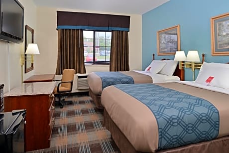 Double Room with Two Double Beds - Smoking