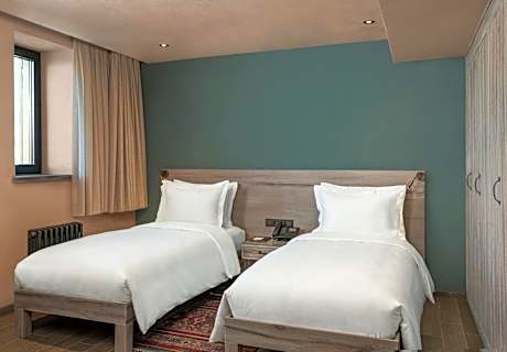 Carsi Twin Junior Suite