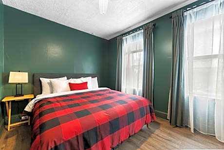 Standard Queen Room