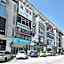 OYO 714 Arina Hotel