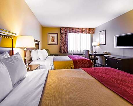 Queen Room with Two Queen Beds - Accessible/Non-Smoking