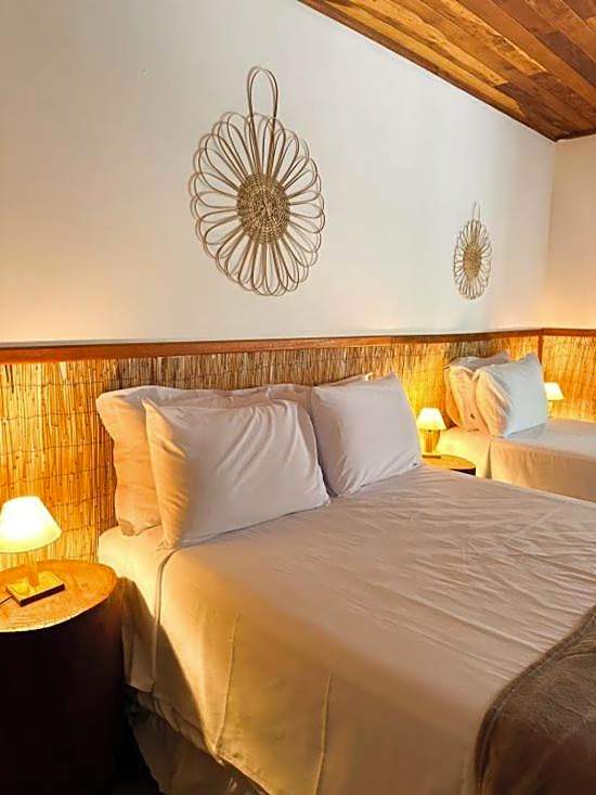 Parador 7 Bangalô, Praia do Parracho, 1,0 km da Rua Mucugê