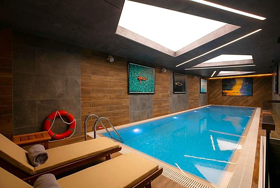 Intercontinental Baku Hotel By IHG