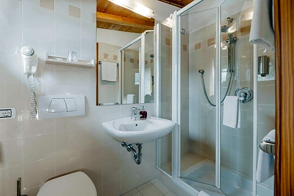 Hotel Garni Planaces