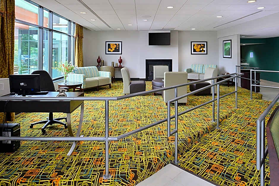Elimwood Hotel, A Ramada by Wyndham