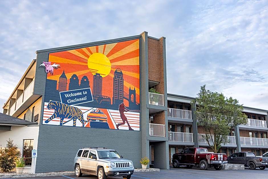 Days Inn by Wyndham Cincinnati East