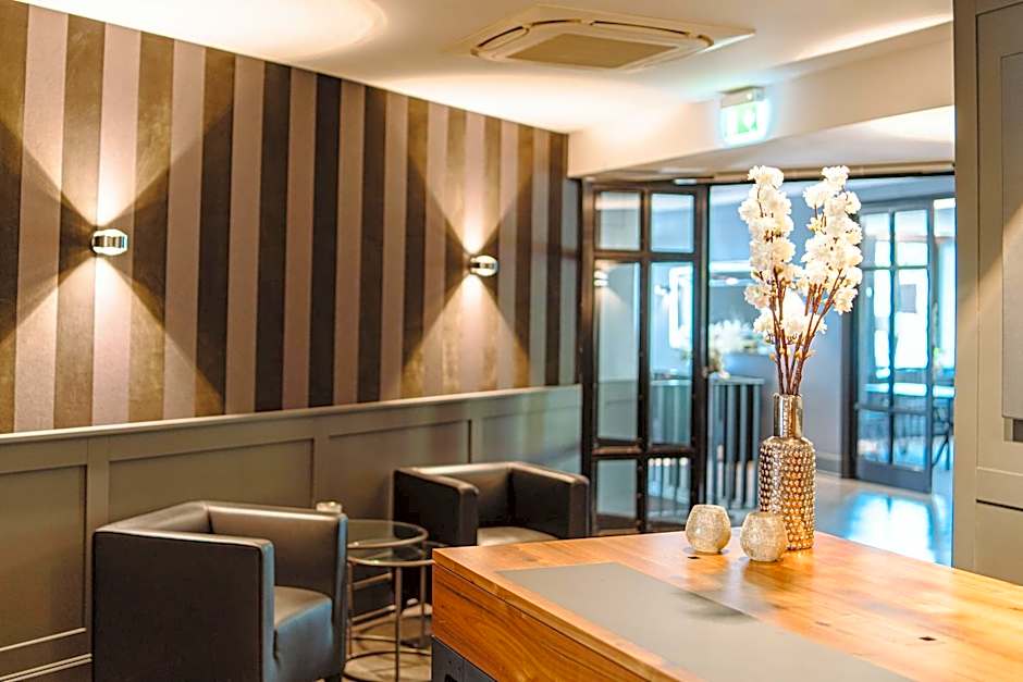 &REPEAT Köln Airport