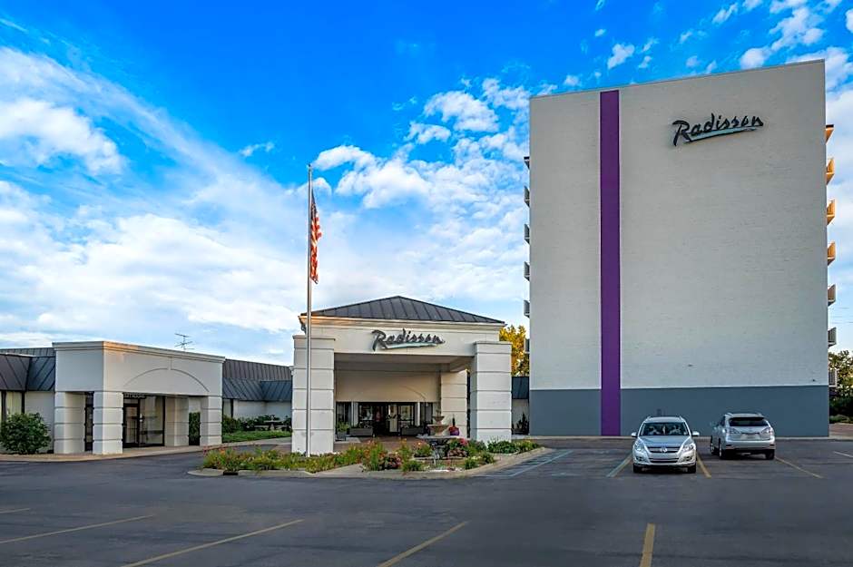 Radisson Hotel Grand Rapids Riverfront