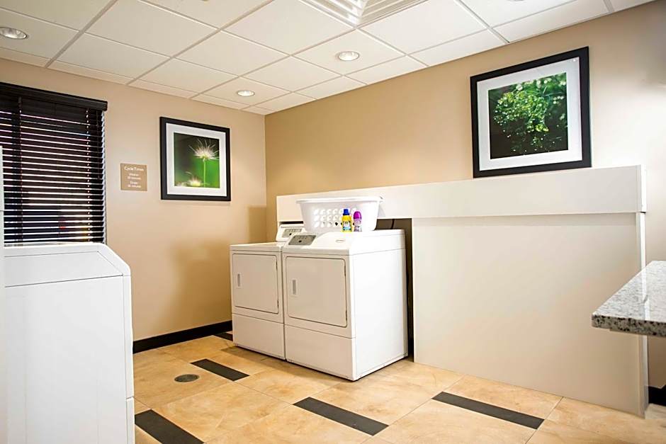 CANDLEWOOD SUITES - JACKSONVILLE - MAYPORT By IHG