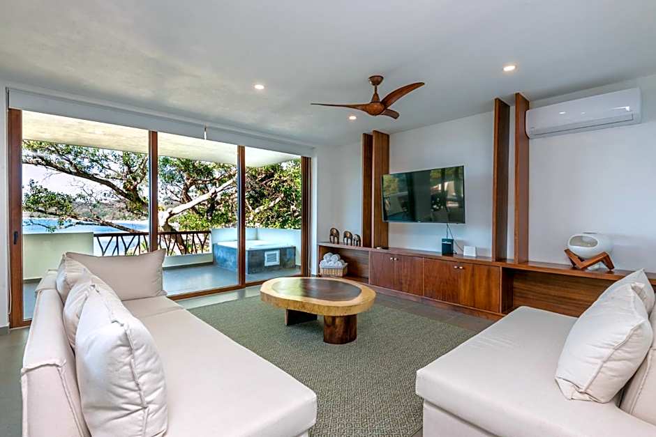 Ysuri Sayulita - Beachfront Hotel