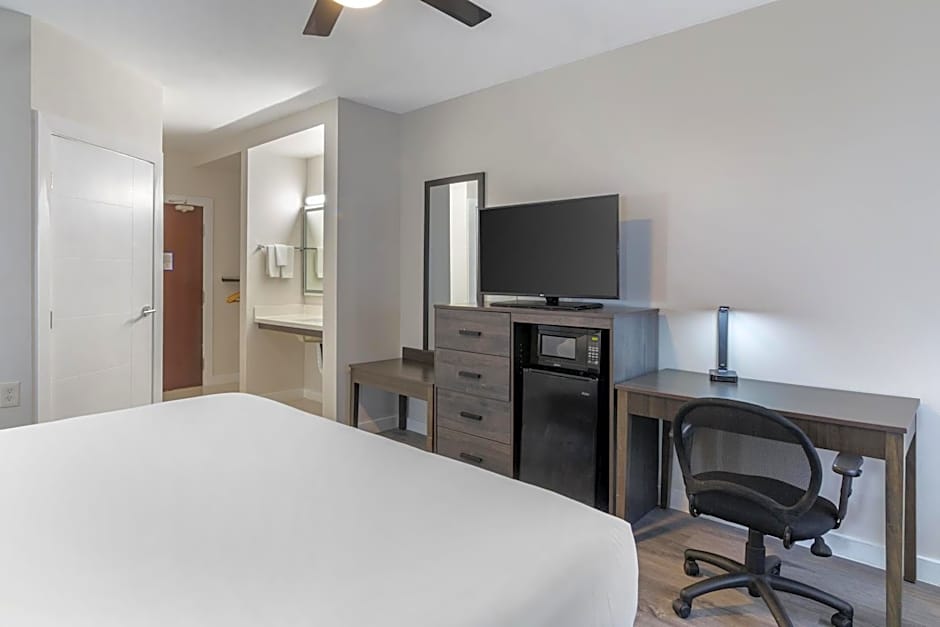 HOM Hotel Gainesville, SureStay Collection by Best Western