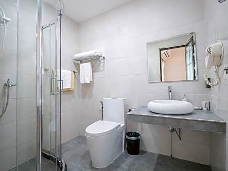 Twin Room with Balcony