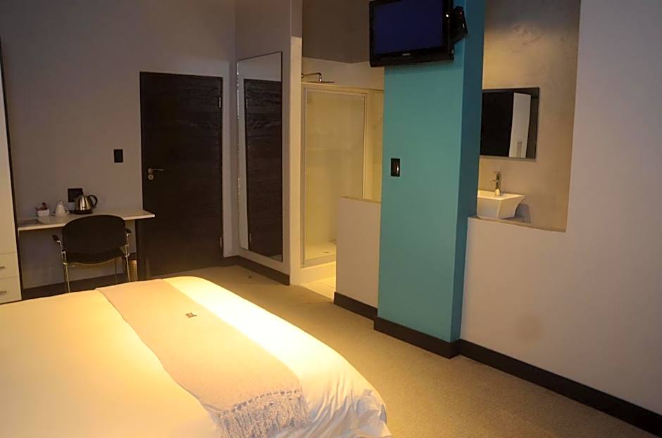 City Living Boutique Hotel