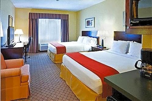 Holiday Inn Express Hotel & Suites New Boston, an IHG Hotel
