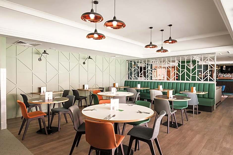 Holiday Inn Reading West By IHG