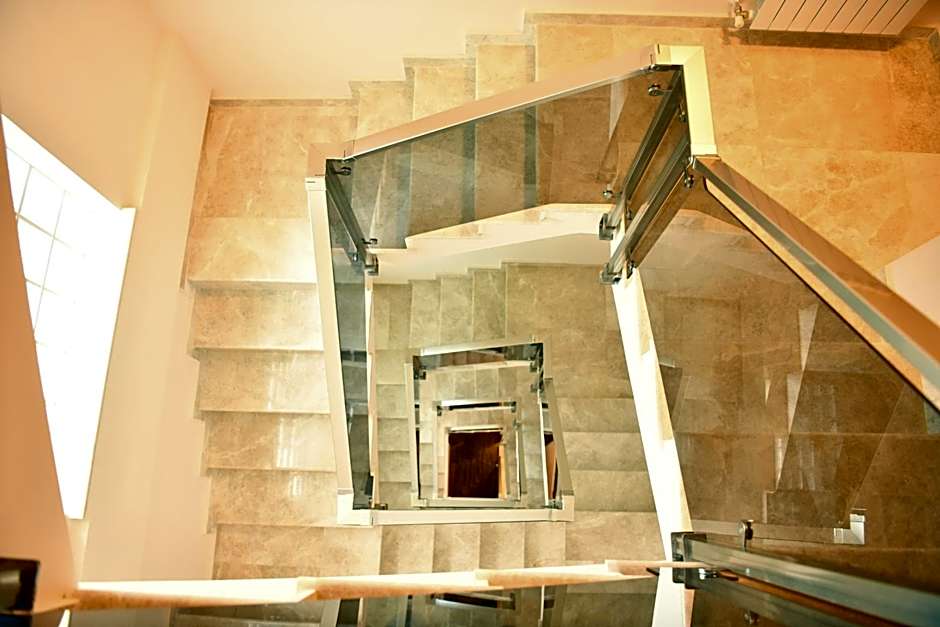 Quartz Boutique Hotel