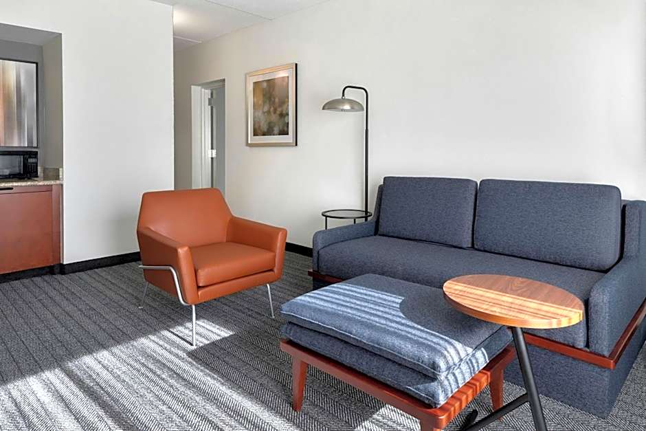Courtyard by Marriott Boston Norwood/Canton