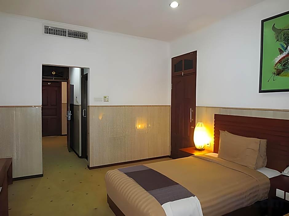 Bali Paradise City Hotel