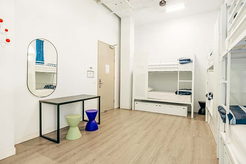 Maze Backpackers - Gold Coast