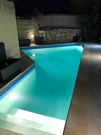 The Cloisters Bed And Breakfast