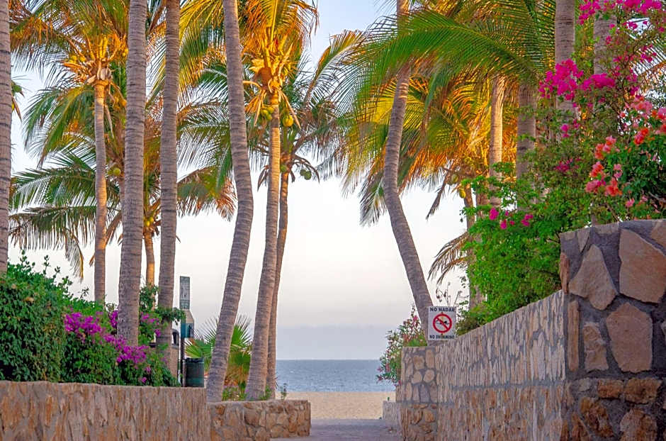 Pedregal Suites - Marina and Downtown