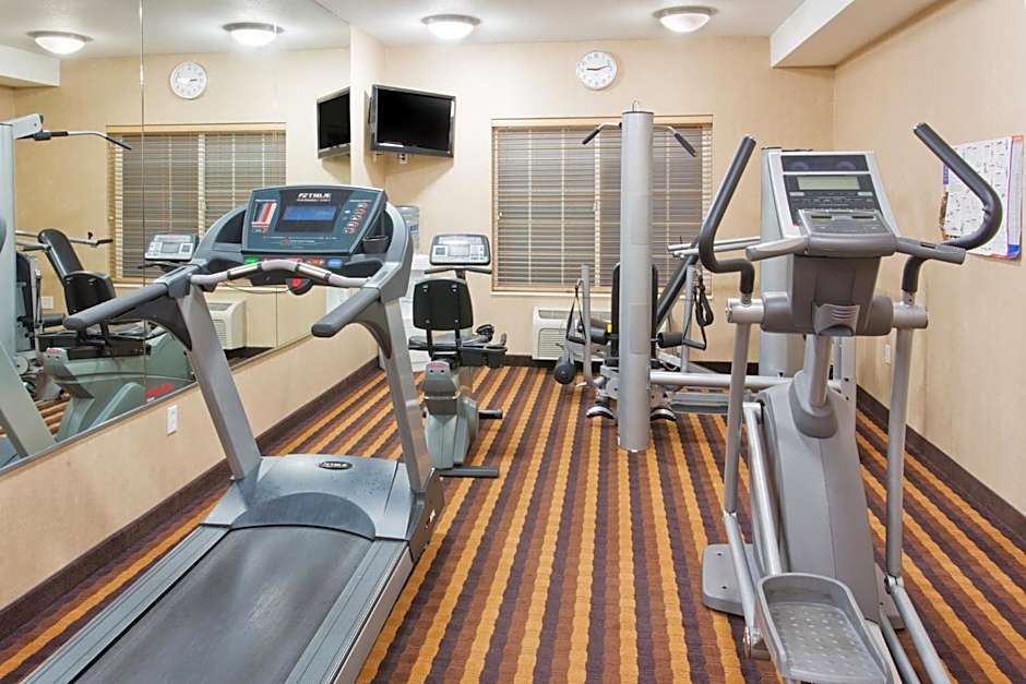 Holiday Inn Express Hotel & Suites Portland - Jantzen Beach By IHG