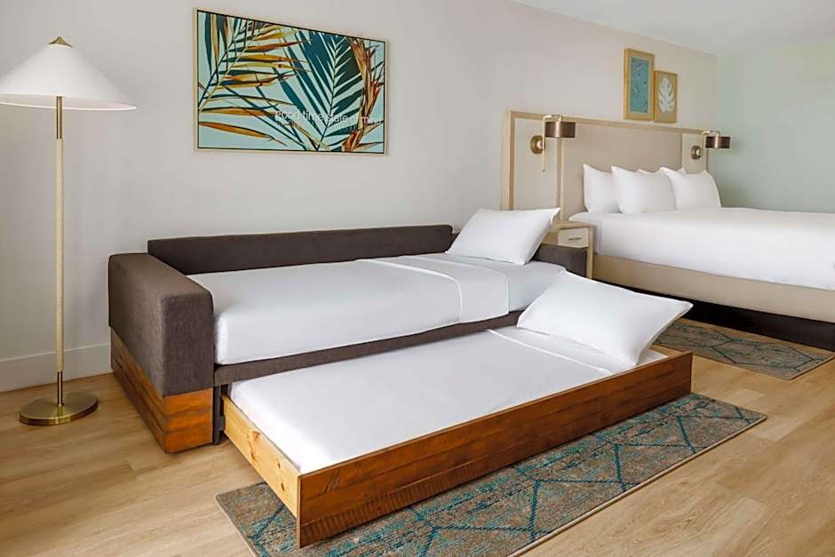 Beal House Fort Walton Beachfront, Tapestry Collection by Hilton