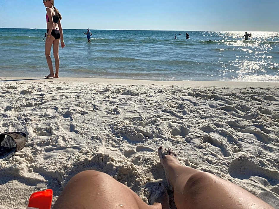 Amazing views! Great beachfront Panama City Condo