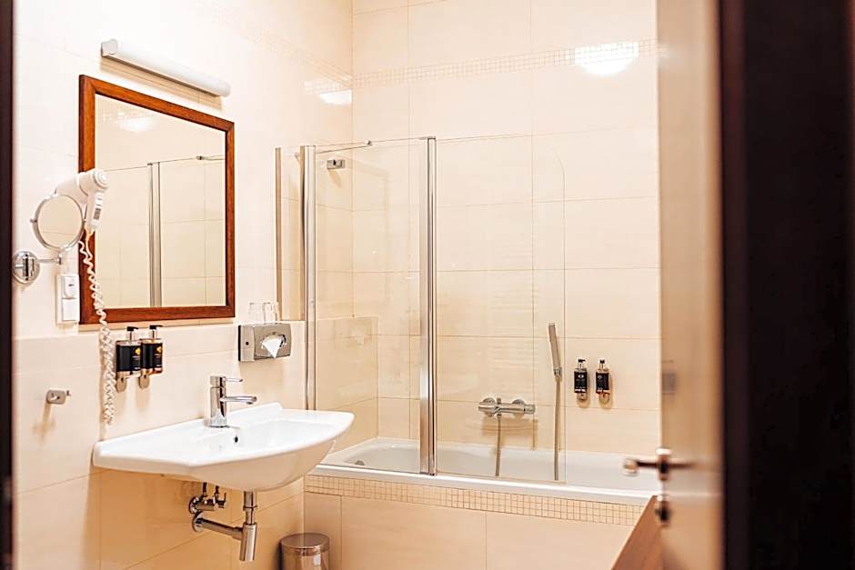 Hotel Baltaci Atrium