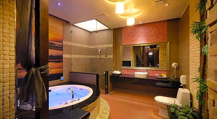 Sun Garden Ming Cheng Motel