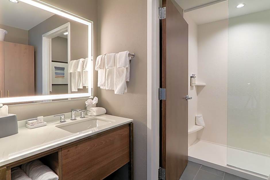 Staybridge Suites Pigeon Forge - Smoky Mtns By IHG